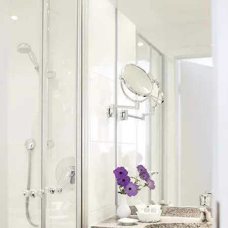 Hotell Burgmeier 3*