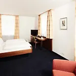 伯格米尔酒店
